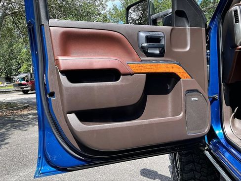 Used 2019 Chevrolet Silverado 3500 High Country w/ Duramax Plus Package AWD/4WD image 17