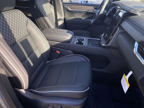 New 2026 GMC Acadia Denali w/ Super Cruise Package image 44