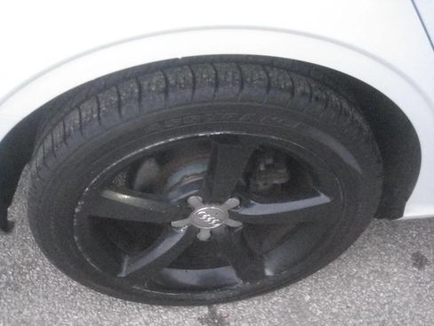 Used 2016 Audi A3 2.0T Premium image 32