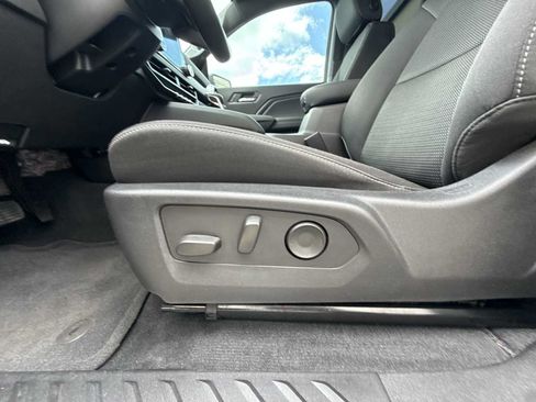 Used 2023 Chevrolet Colorado LT w/ LT Convenience Package II RWD image 13