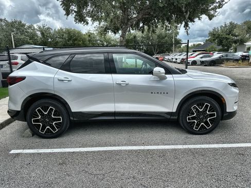 Used 2024 Chevrolet Blazer RS w/ Driver Confidence II Package FWD image 10