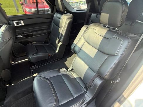 Used 2024 Ford Explorer ST w/ Equipment Group 401A AWD/4WD image 15