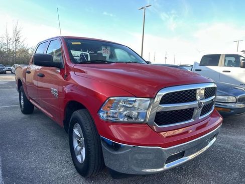Used 2022 RAM 1500 Classic SLT image 13