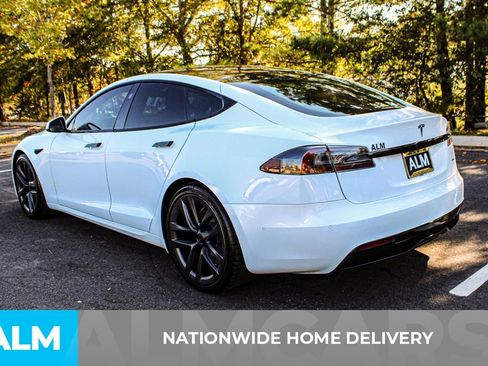 Used 2021 Tesla Model S Plaid image 5