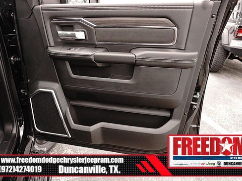 New 2026 RAM 2500 Laramie AWD/4WD image 37