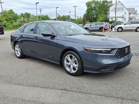 Used 2023 Honda Accord LX image 3