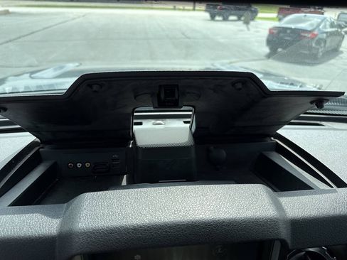 Used 2016 Ford F350 Lariat w/ Lariat Ultimate Package AWD/4WD image 25
