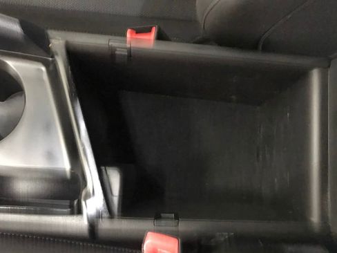 Used 2023 Hyundai Elantra SE image 29