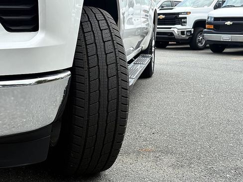 Used 2024 Chevrolet Silverado 1500 LTZ AWD/4WD image 25