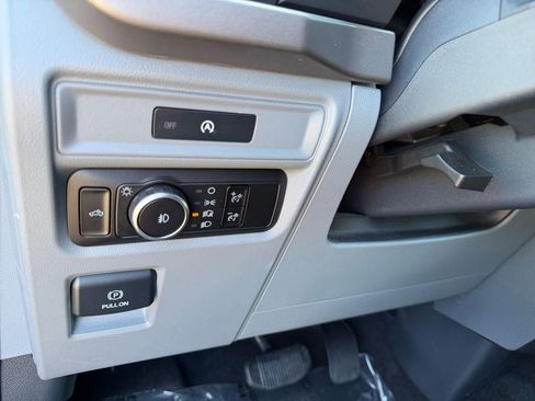 Used 2025 Ford F150 XLT w/ Equipment Group 301A Standard AWD/4WD image 19