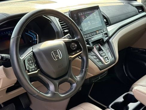 Used 2020 Honda Odyssey Touring image 19