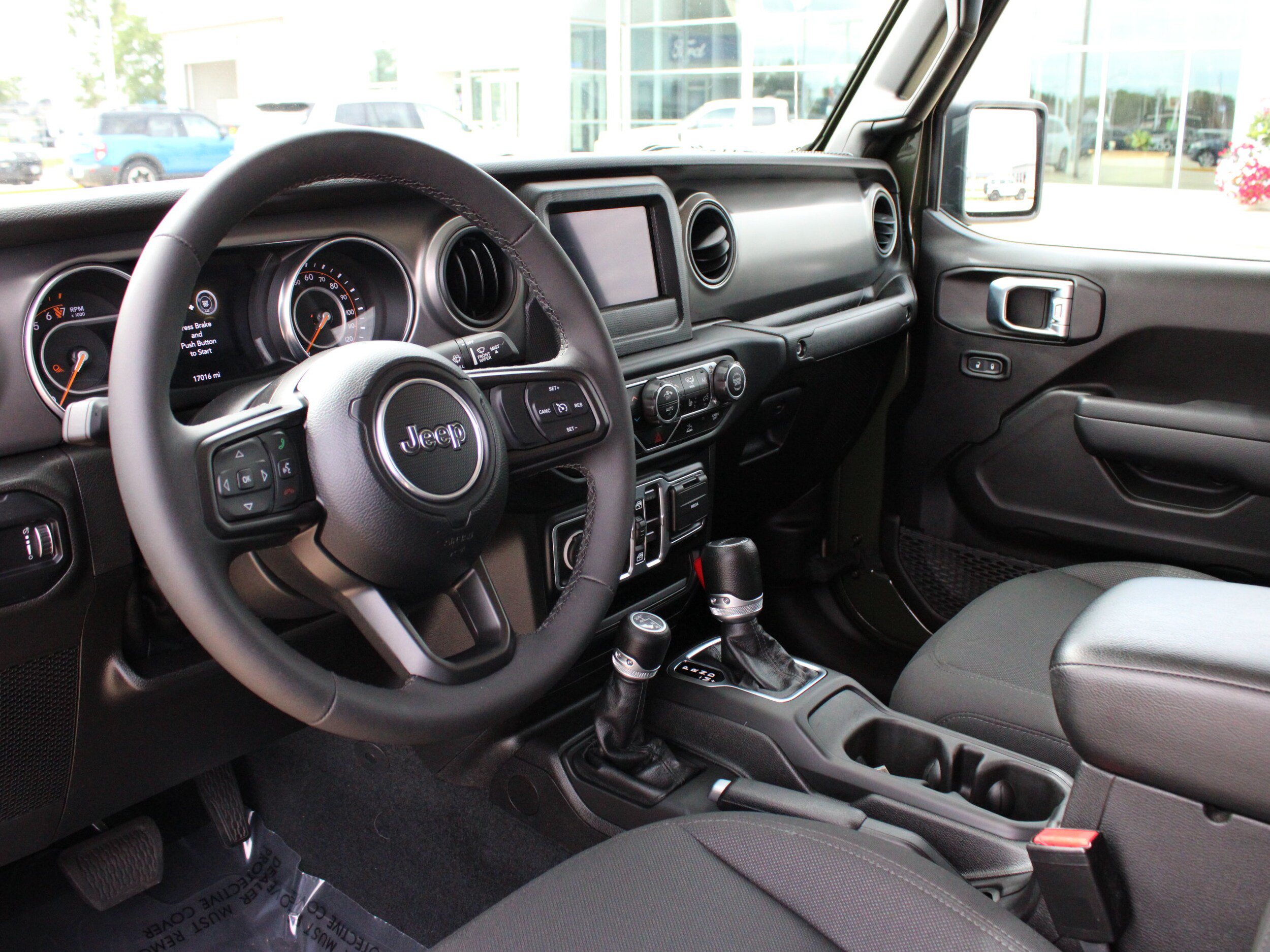 Used 2023 Jeep Gladiator Sport AWD/4WD image 16