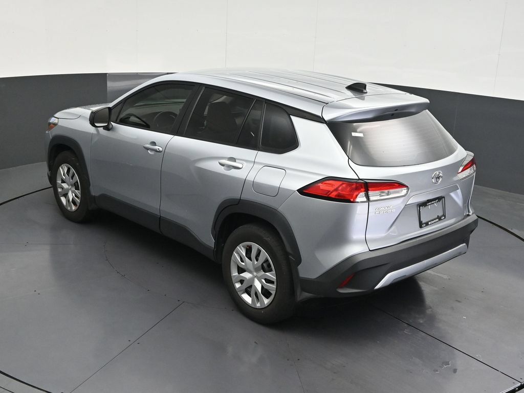 Used 2022 Toyota Corolla Cross L FWD image 17