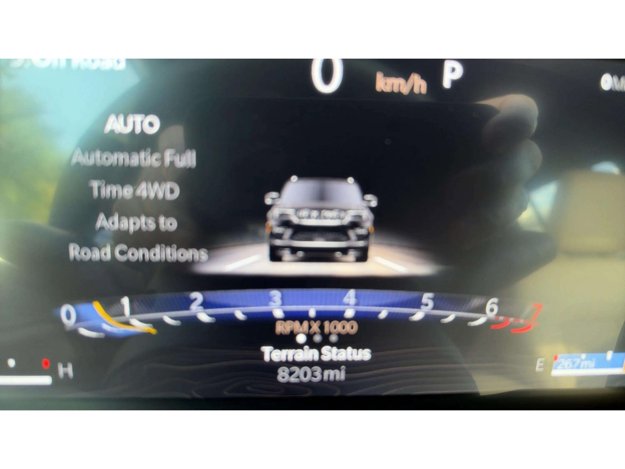 Used 2025 Jeep Grand Cherokee Limited w/ Luxury Tech Group II AWD/4WD image 16