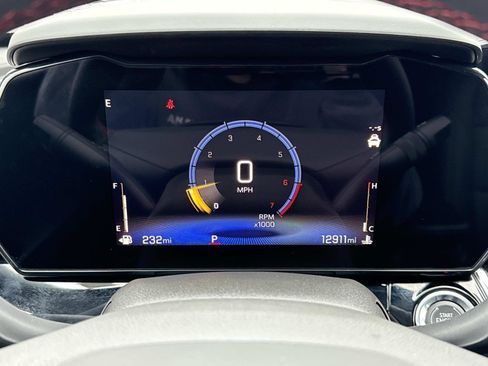 Used 2025 Chevrolet Trax RS image 11