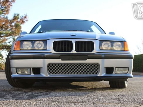 Used 1995 BMW M3 Coupe image 25