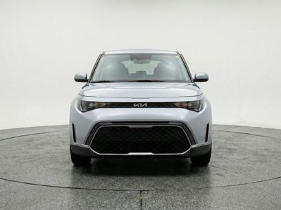 Used 2025 Kia Soul LX w/ LX Technology Package