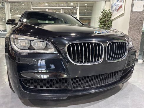Used 2014 BMW 750i RWD image 27