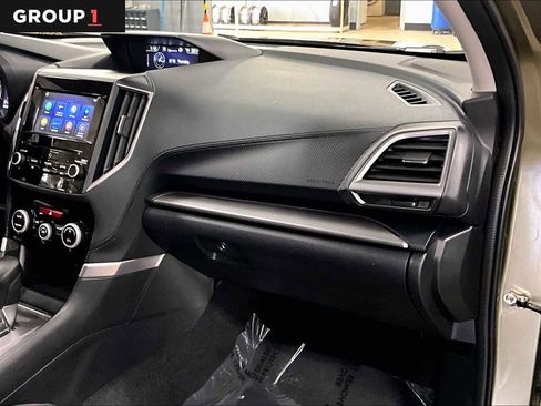 Used 2023 Subaru Forester Premium image 19