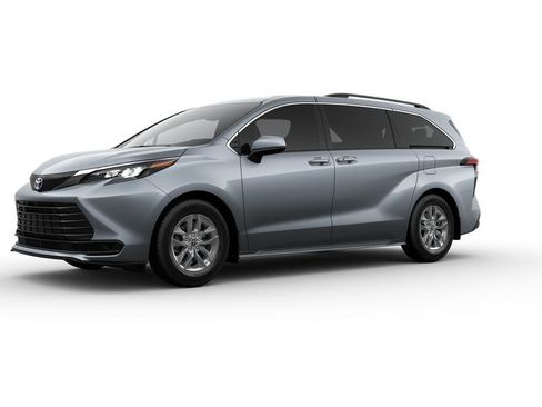 New 2025 Toyota Sienna LE image 2