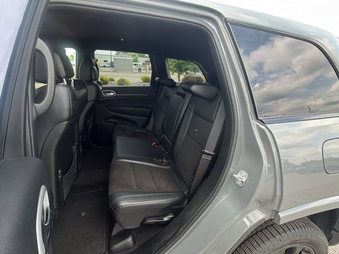 Used 2022 Jeep Grand Cherokee Laredo X AWD/4WD image 28