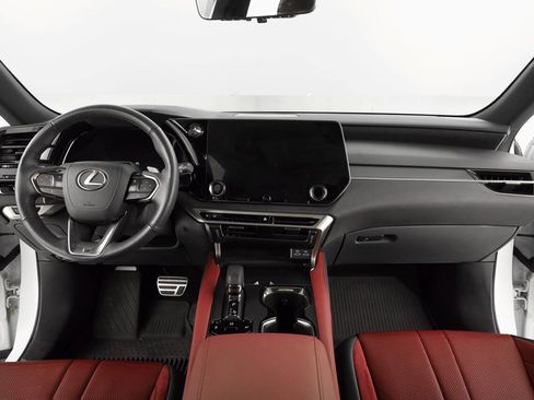 Used 2023 Lexus RX 500h F Sport image 13