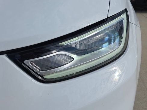 Used 2022 Chrysler Pacifica Touring-L FWD image 9
