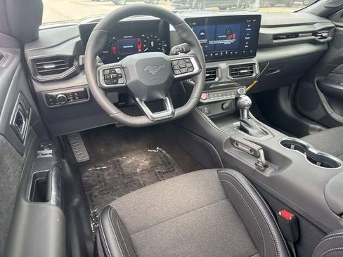 New 2026 Ford Mustang GT w/ GT Performance Package RWD image 18