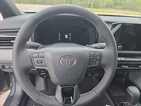 New 2026 Toyota Camry SE image 16