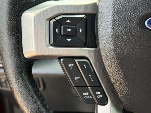 Used 2016 Ford F150 Platinum w/ Equipment Group 701A Luxury AWD/4WD image 15