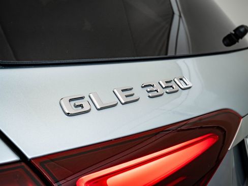 Certified 2025 Mercedes-Benz GLE 350 4MATIC image 20