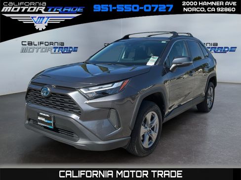 Used 2024 Toyota RAV4 XLE w/ Convenience Package AWD/4WD image 1