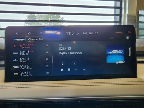 Used 2025 Genesis G70 2.5T image 16