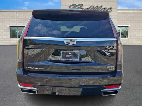 Used 2023 Cadillac Escalade ESV Premium Luxury image 5