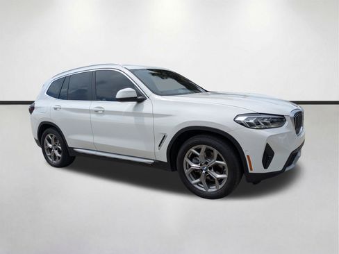 Used 2024 BMW X3 sDrive30i w/ Premium Package RWD image 2