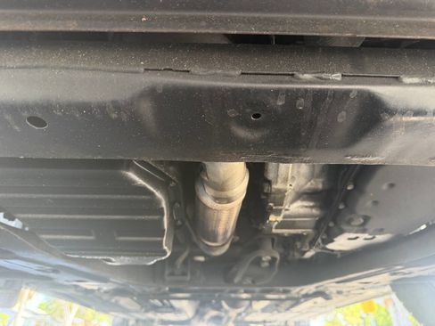 Used 2011 Nissan Rogue SV FWD image 19