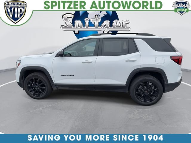 Used 2026 GMC Terrain Elevation w/ Elevation Premium Package FWD image 6