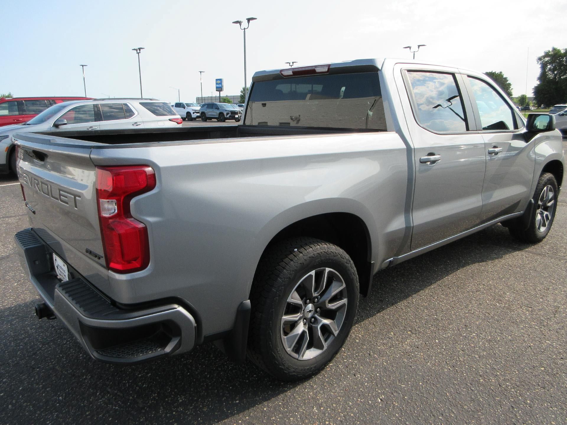 Certified 2023 Chevrolet Silverado 1500 RST w/ Z71 Off-Road Package AWD/4WD image 5