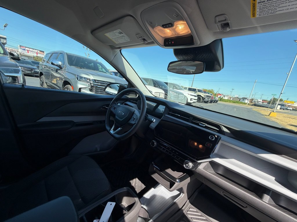 Used 2027 Chevrolet Bolt LT FWD image 19