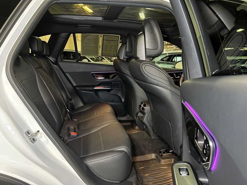 Used 2026 Mercedes-Benz GLC 300 4MATIC image 14