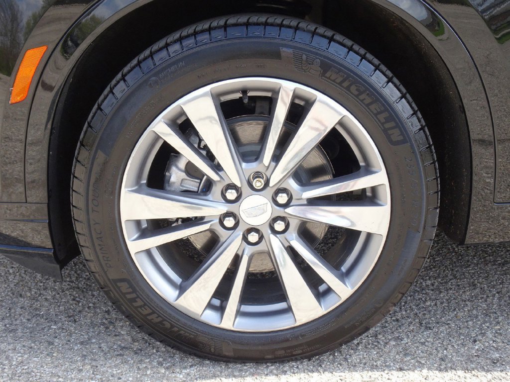 Certified 2025 Cadillac XT6 Premium Luxury AWD/4WD image 25