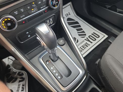 Used 2018 Ford EcoSport SE image 23