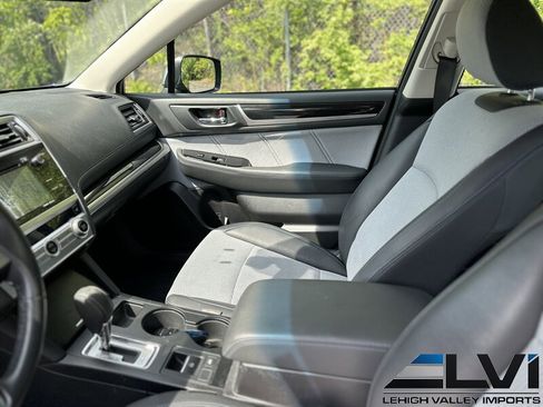 Used 2017 Subaru Legacy 2.5i Sport AWD/4WD image 10