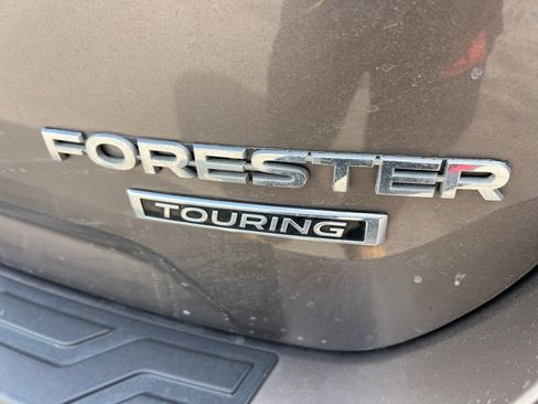 Used 2023 Subaru Forester Touring AWD/4WD image 35