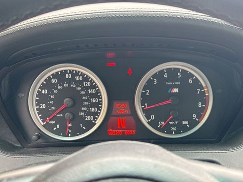 Used 2006 BMW M6 Coupe RWD image 20