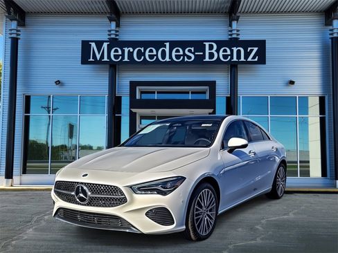 New 2025 Mercedes-Benz C 300 4MATIC Sedan image 3