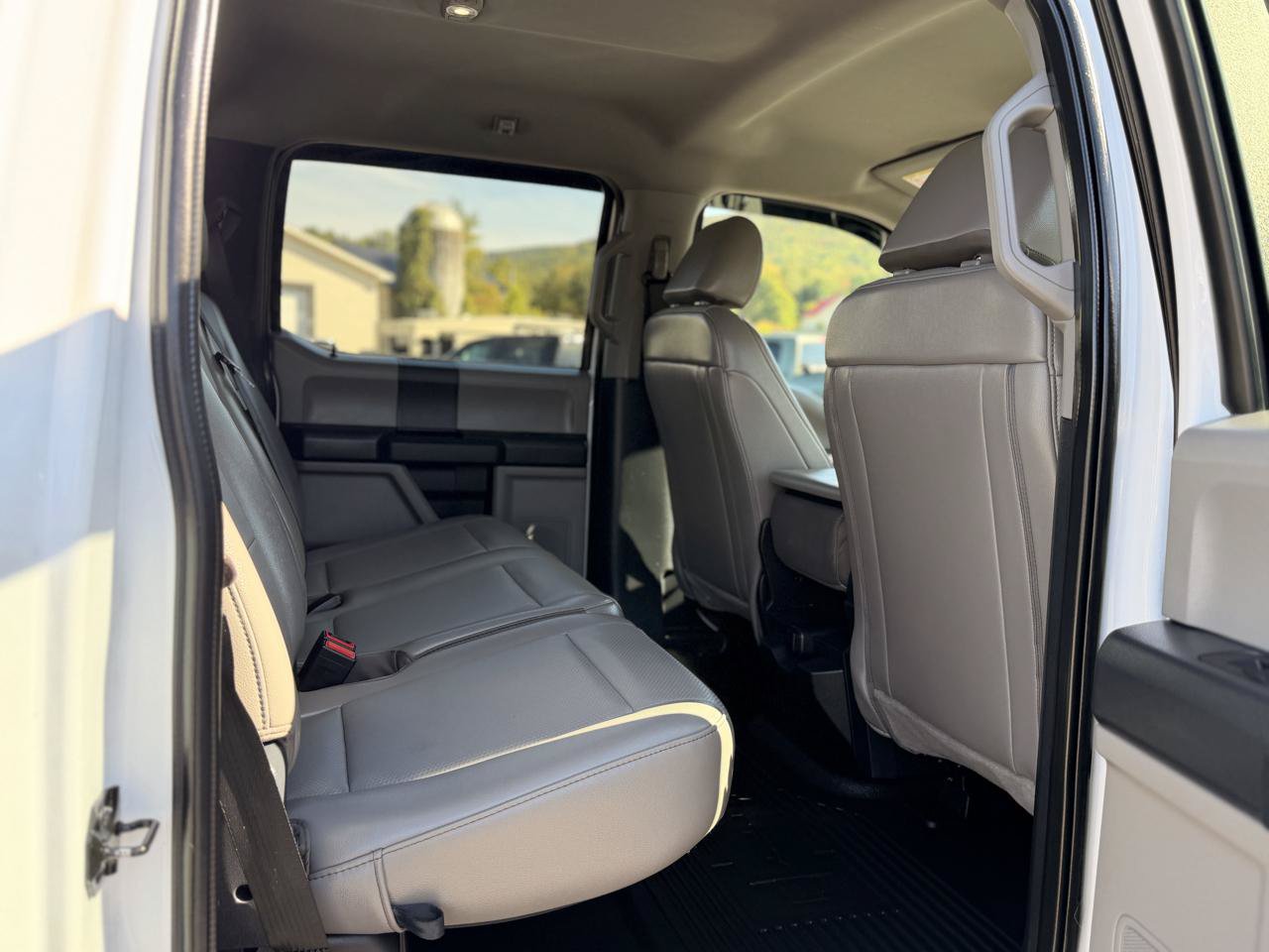 Used 2022 Ford F250 XL w/ Power Equipment Group AWD/4WD image 13