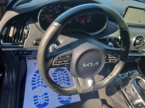 Used 2023 Kia Stinger GT-Line AWD/4WD image 14