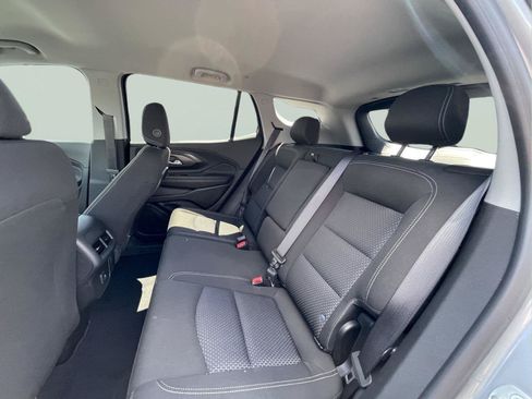 Used 2023 GMC Terrain SLE w/ Driver Convenience Package AWD/4WD image 15