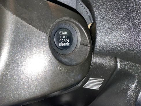 Used 2022 Jeep Renegade Trailhawk image 20